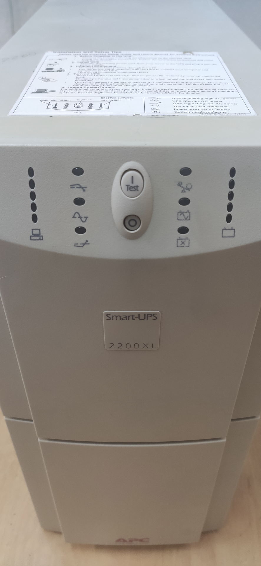 APC Smart UPS 2200